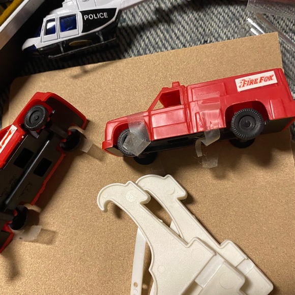 3,little Firehouses and small people! MODEL PARTS AND ITEMS galore!! - Picture 11 of 13